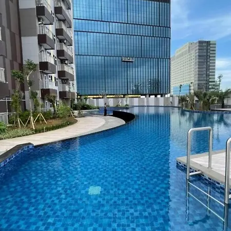 Spacious 2 King Bed Family Room 56 Sqm Podomoro Apartment Tower Liberty 21St Floor With Mall Direct Access Medan Exterior photo